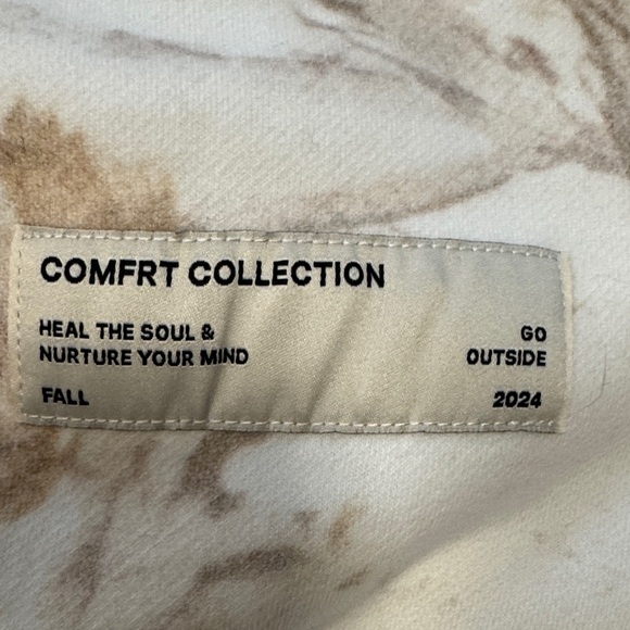 Women's White and Brown Sweatshirt - Picture 2 of 7